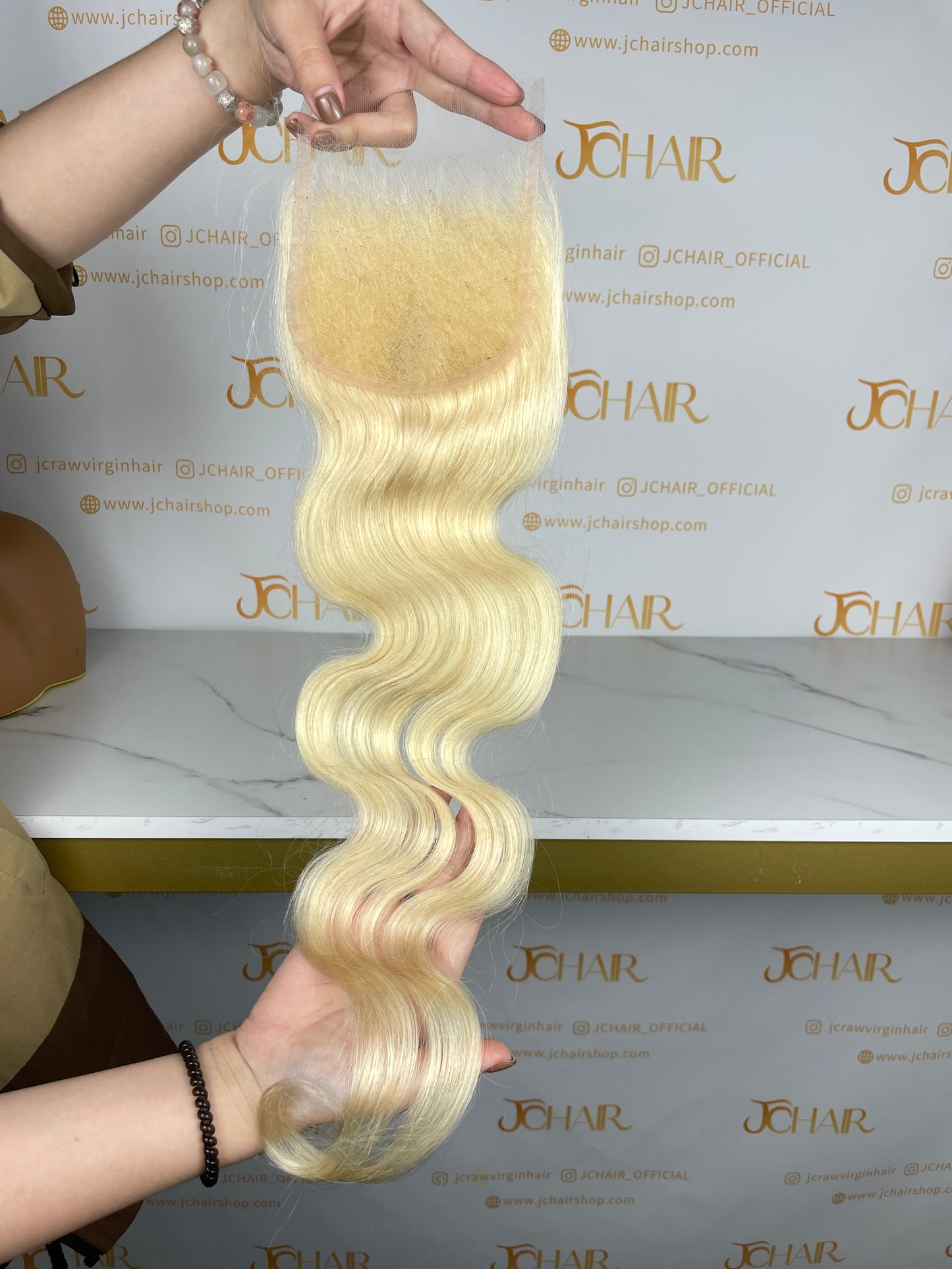 Raw hair Body Wave HD / Transparent Lace Closure #613