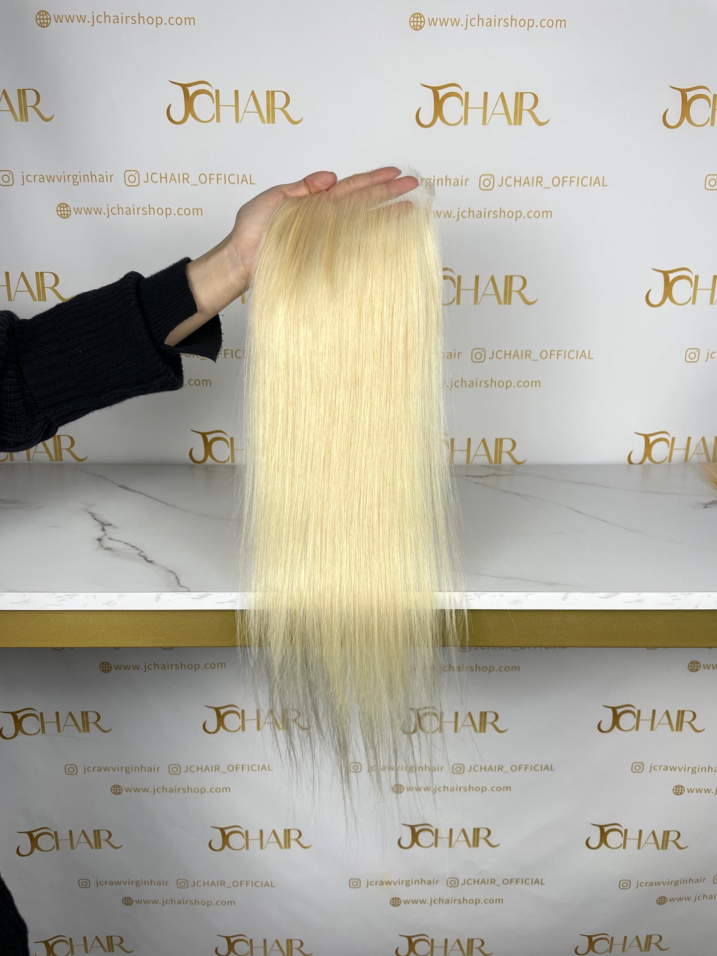 Raw hair Straight HD / Transparent Lace Closure #613