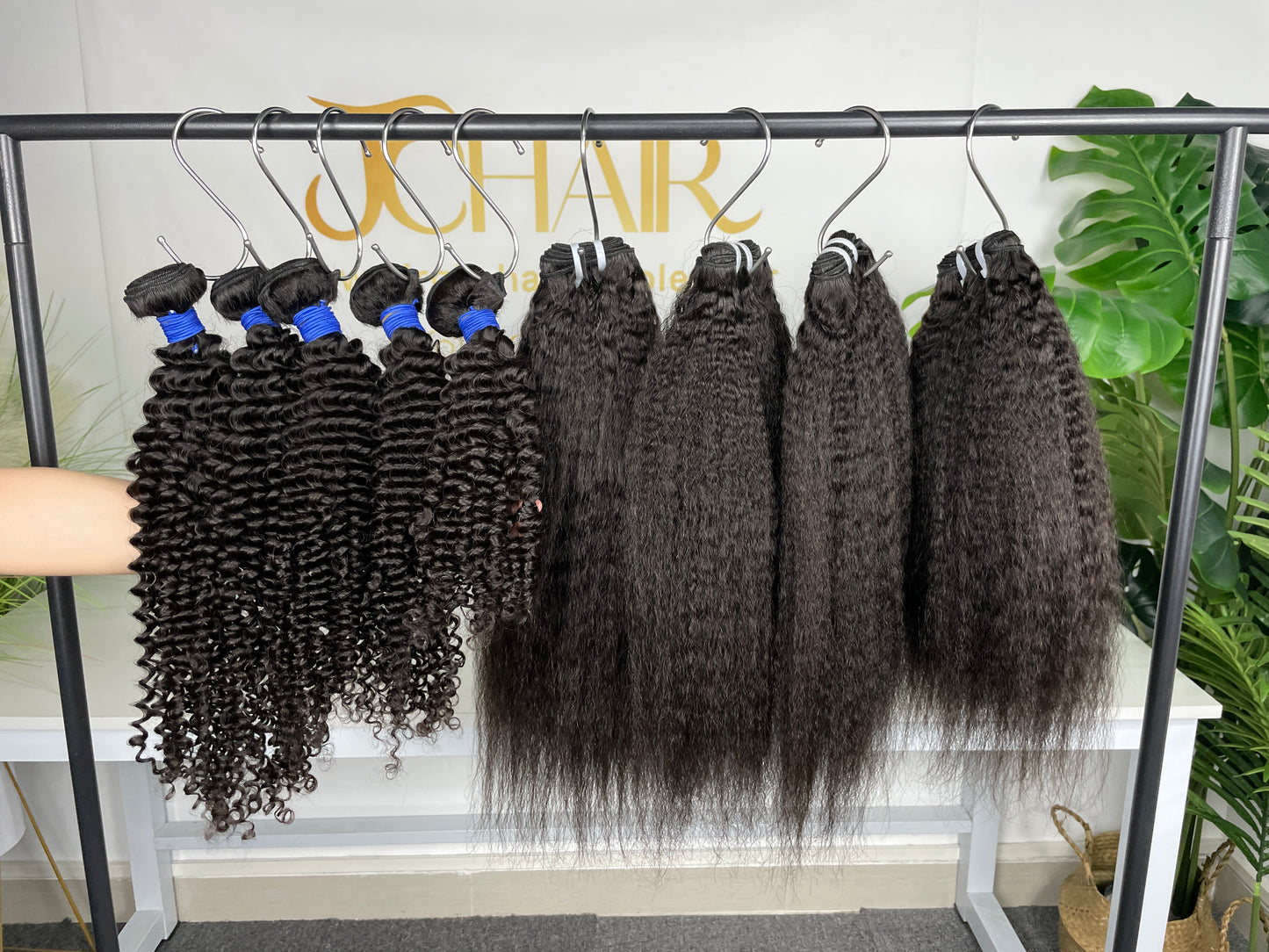 top raw cambodian hair bundle  #1B kinky straight